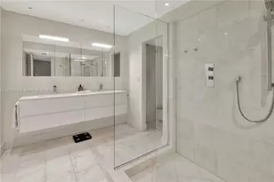 1121 Crandon Blvd, Key Biscayne, FL 33149 - Photo 17