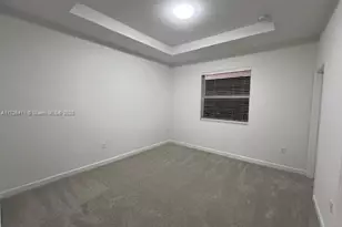 2878 SE 26th Ter, Homestead, FL 33035 - Photo 13