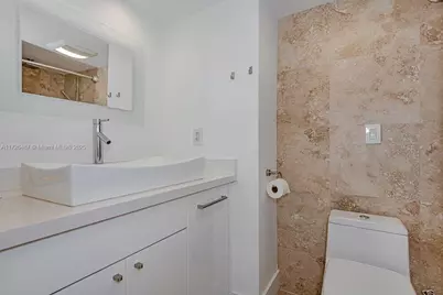 2301 Collins Ave #1515, Miami Beach, FL 33139 - Photo 15