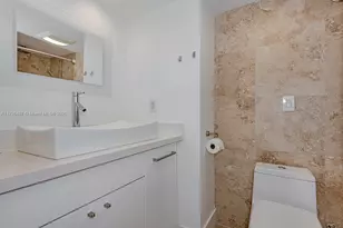 2301 Collins Ave, Miami Beach, FL 33139 - Photo 15