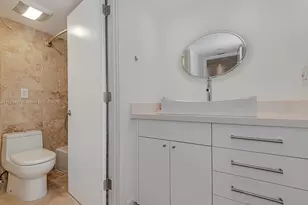 2301 Collins Ave, Miami Beach, FL 33139 - Photo 17