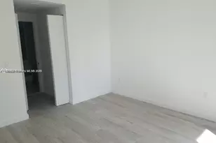 55 SW 9th St, Miami, FL 33130 - Photo 3