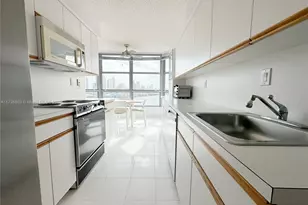 19101 NE 36th Ct, Aventura, FL 33180 - Photo 11