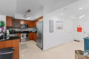 16699 Collins Ave, Sunny Isles Beach, FL 33160 - Photo 9