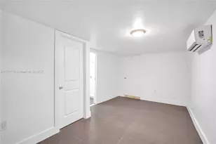 2372 NW 34th St, Miami, FL 33142 - Photo 21