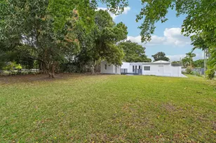 299 S Biscayne River Dr, Miami, FL 33169 - Photo 41