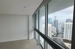 90 SW 3rd St, Miami, FL 33130 - Photo 31