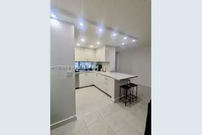 17021 N Bay Rd #805, Sunny Isles Beach, FL 33160 - Photo 3