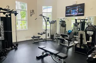 10902 NW 83rd St, Doral, FL 33178 - Photo 33