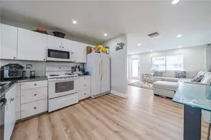 5402 NW 25th Terrace, Tamarac, FL 33309 - Photo 5