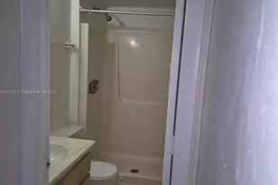 1019 NW 7th Pl, Cape Coral, FL 33993 - Photo 7