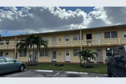160 NE 203rd Ter #18, Miami Gardens, FL 33179 - Photo 1