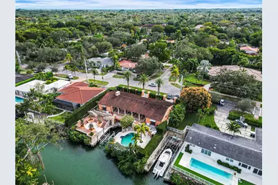 1181 S Alhambra Cir, Coral Gables, FL 33146 - Photo 33