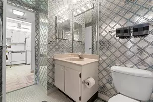 20301 W Country Club Dr, Aventura, FL 33180 - Photo 23