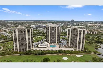 20301 W Country Club Dr #PH25, Aventura, FL 33180 - Photo 1