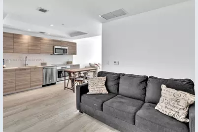 121 NE 34th St #1005, Miami, FL 33137 - Photo 7