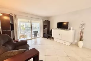 2600 Diana Dr, Hallandale Beach, FL 33009 - Photo 15