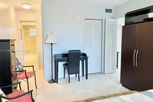 2600 Diana Dr, Hallandale Beach, FL 33009 - Photo 23