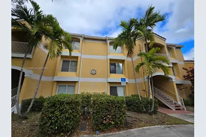 2622 NW 33rd St #2011, Oakland Park, FL 33309 - Photo 1