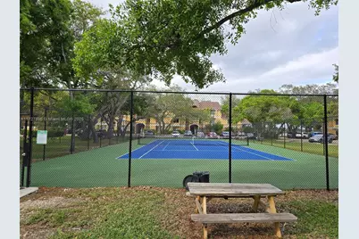 2622 NW 33rd St #2011, Oakland Park, FL 33309 - Photo 19