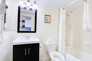 19201 Collins Ave, Sunny Isles Beach, FL 33160 - Photo 23