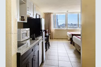 19201 Collins Ave #1141, Sunny Isles Beach, FL 33160 - Photo 9