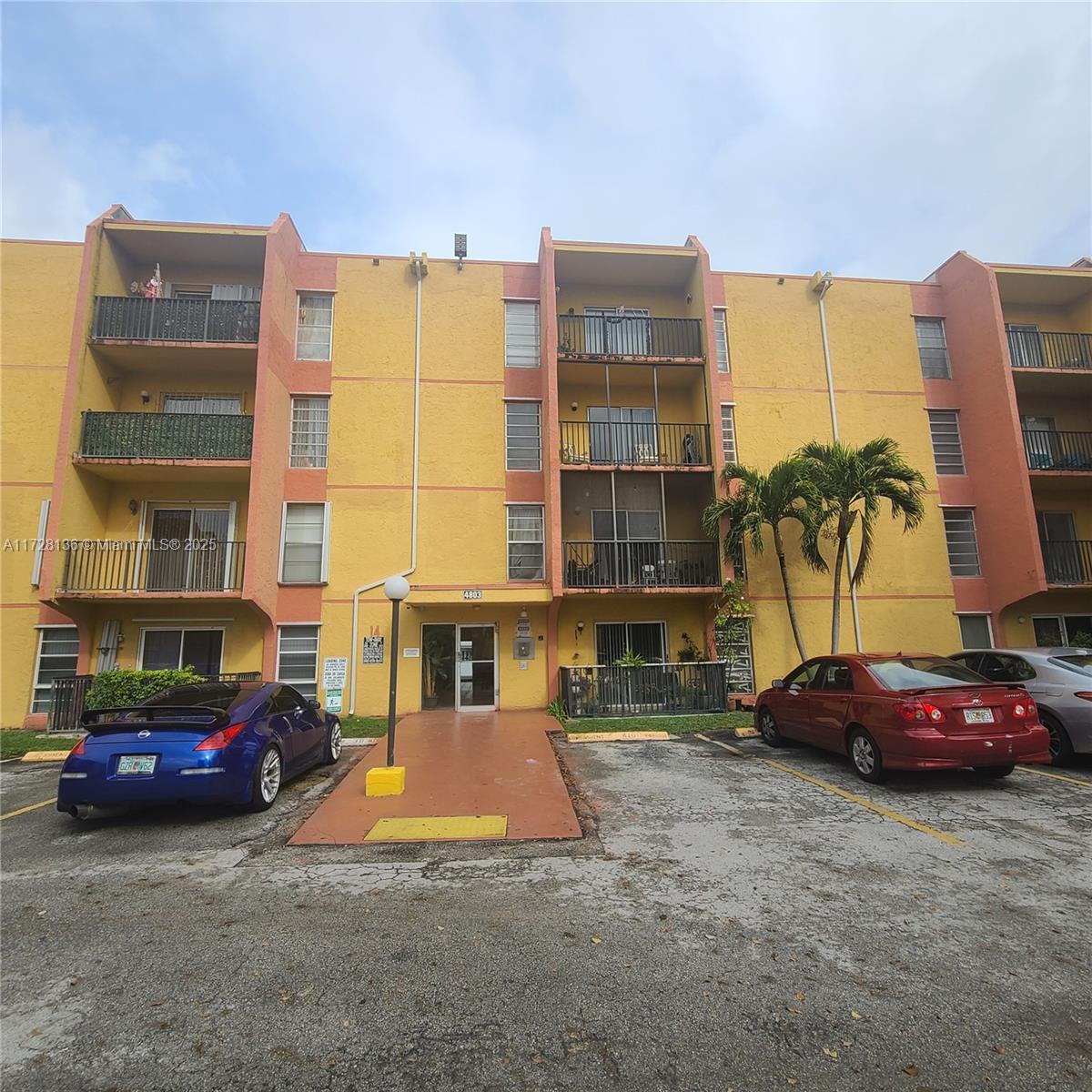 3550 SW 9th Terrace #8B - 3550 SW 9th Terrace #8B, Miami, FL 33135 Luxury Property | Jose Angel Pina