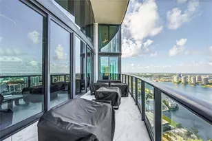 18555 Collins Ave, Sunny Isles Beach, FL 33160 - Photo 37