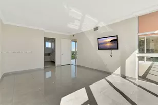 3370 Hidden Bay Dr, Aventura, FL 33180 - Photo 17