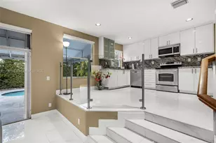 9793 NW 29th Terrace, Doral, FL 33172 - Photo 9