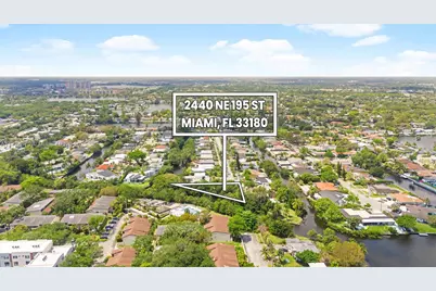 2440 NE 195th St, Miami, FL 33180 - Photo 3