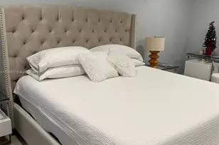 18338 NW 68th Ave, Hialeah, FL 33015 - Photo 15