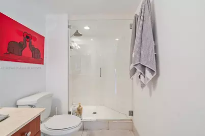 21205 Yacht Club Dr #805, Aventura, FL 33180 - Photo 17