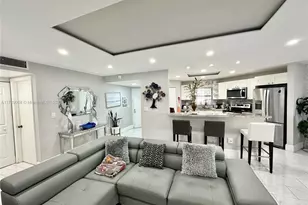 6655 W Broward Blvd, Plantation, FL 33317 - Photo 3