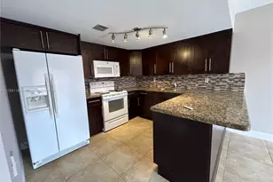 530 NW 109th Ave, Miami, FL 33172 - Photo 5