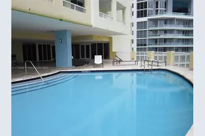 170 SE 14th St #3007, Miami, FL 33131 - Photo 11