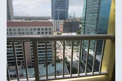 170 SE 14th St #2306, Miami, FL 33131 - Photo 19