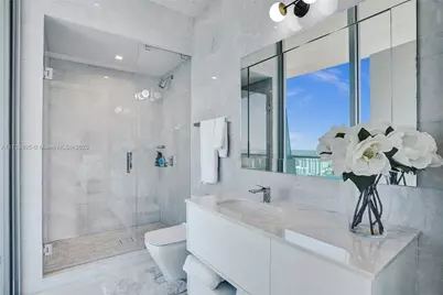 18501 Collins Ave #4304, Sunny Isles Beach, FL 33160 - Photo 57