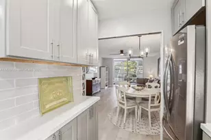 2600 W Sunrise Lakes Dr, Sunrise, FL 33322 - Photo 11