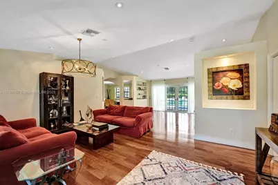 22180 Woodset Ln #0, Boca Raton, FL 33428 - Photo 7