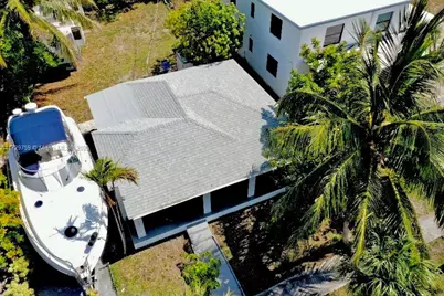 713 SW 7th St, Dania Beach, FL 33004 - Photo 1