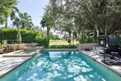 652 NE 105th St, Miami Shores, FL 33138 - Photo 41