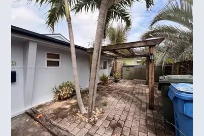 1401 NE 33rd St, Oakland Park, FL 33334 - Photo 47