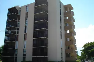 3101 N Country Club Dr, Aventura, FL 33180 - Photo 3