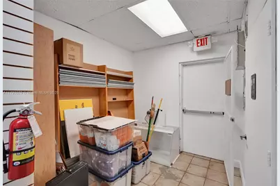 12382 Quail Roost Drive, Miami, FL 33177 - Photo 25