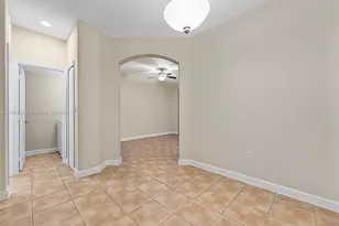 2463 SE 15th Ct, Homestead, FL 33035 - Photo 7