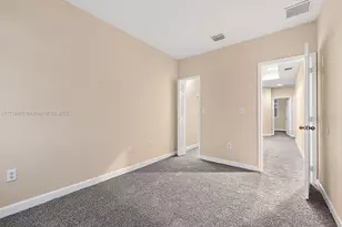 2463 SE 15th Ct, Homestead, FL 33035 - Photo 9