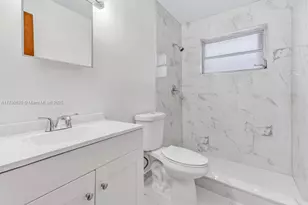 519 NW 10th Ave, Miami, FL 33136 - Photo 5