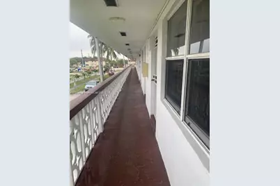 122 NE 204th St #21, Miami Gardens, FL 33179 - Photo 1