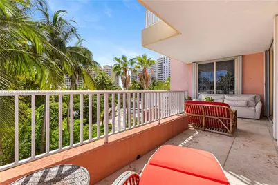 781 Crandon Blvd #406, Key Biscayne, FL 33149 - Photo 19